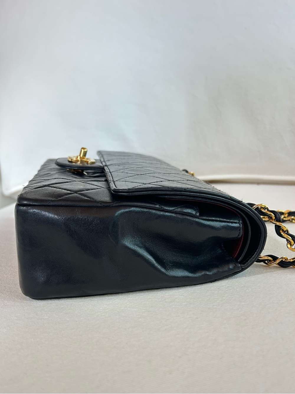 CHANEL Vintage Quilted Lambskin Classic Double Flap Bag Series 0 - Picture 4 of 16